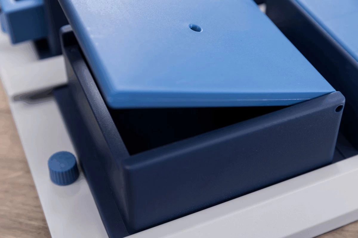 Trixie Dog Activity Poker Box 1 - 31X31 CM - Afbeelding 12