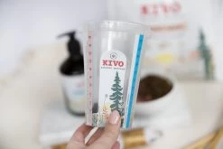 Kivo Petfood Maatbeker + Proefzakje Brokjes Gedroogde Lam Graanvrij - Voor Afmeten Brokjes