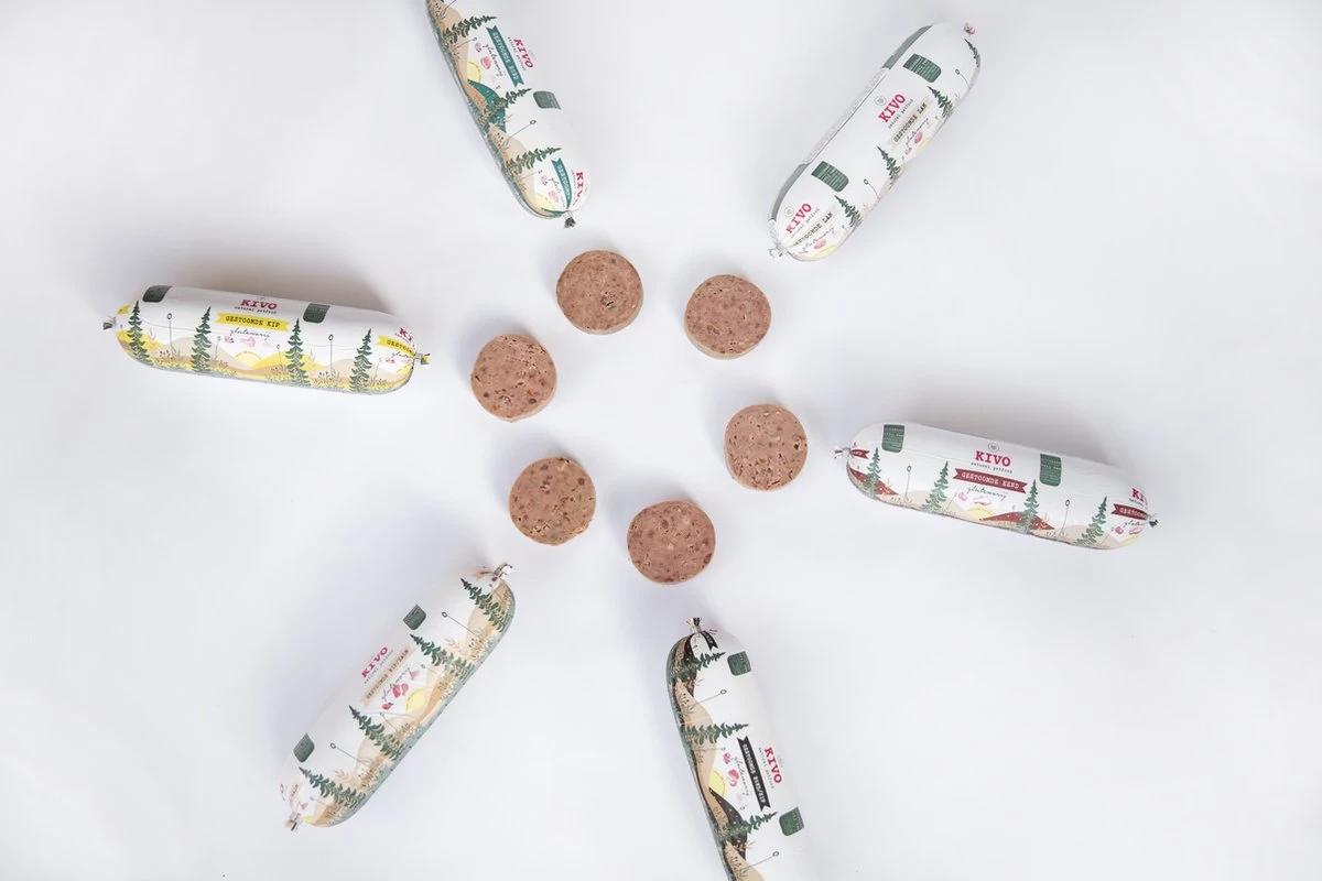 Kivo Petfood Houdbare Worst 12 X 600 Gram Kip & Zalm - Zacht Gestoomd Vlees - Glutenvrij Zonder Andere Fratsen - Afbeelding 4