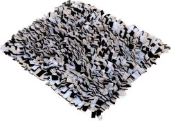 Adori Snack En Speelkleed - Hondenspeelgoed - 60 X 50 Cm - Grijs/Bordeaux